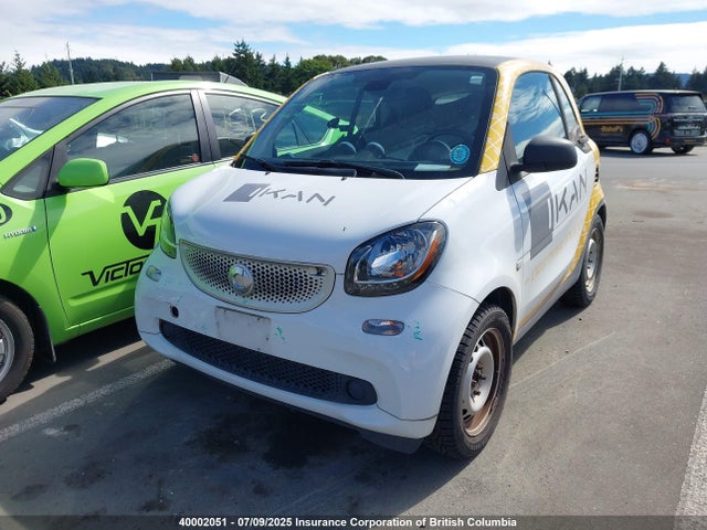 WMEFJ5DAXGK081290 Smart 2016