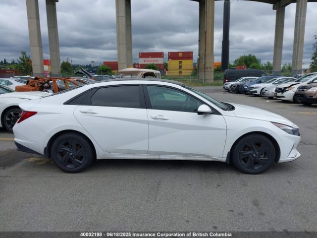KMHLM4AG1NU250363 Hyundai ELANTRA SEL
