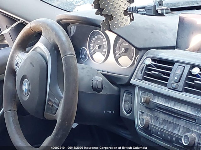 Продажа на аукционе авто 2012 Bmw 328i, vin: WBA3A5C55CF258494, номер лота: 40002210