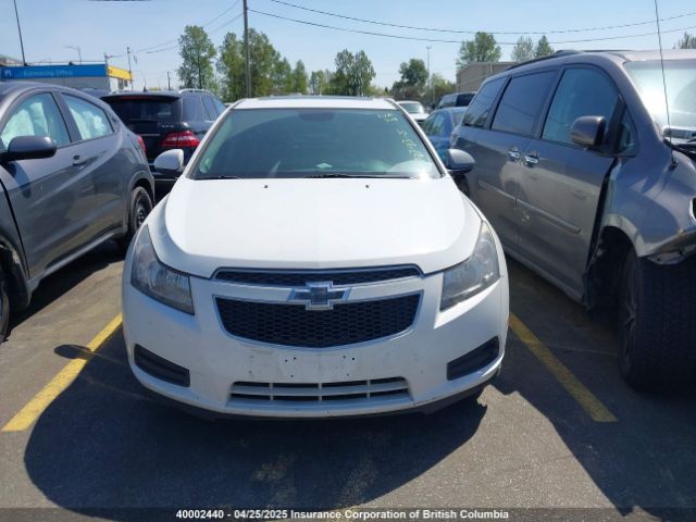 1G1PC5SB3E7395641 Chevrolet Cruze