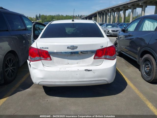 1G1PC5SB3E7395641 Chevrolet Cruze