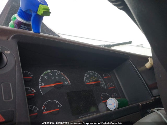 Volvo Vn L 2014 4V4NC9KL5EN172886 Image 7