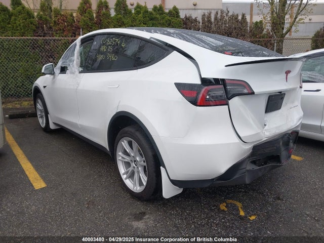 7SAYGDEE0PF778422 Tesla Model Y