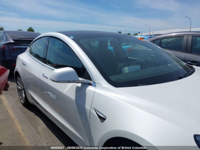 5YJ3E1EB3LF643379 Tesla 2020