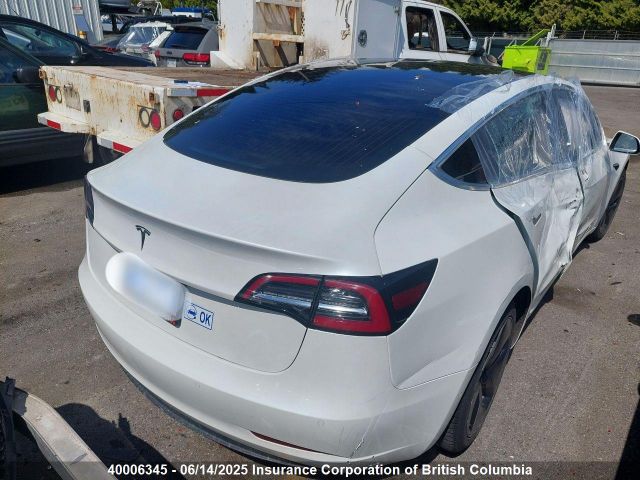 5YJ3E1EA0LF794428 Tesla MODEL 3