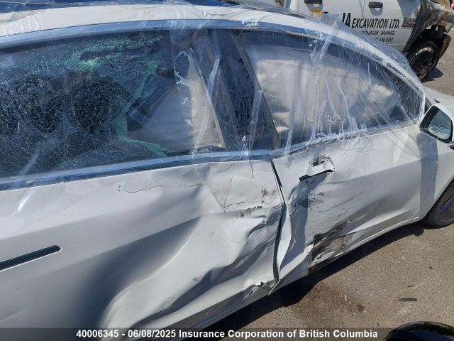 5YJ3E1EA0LF794428 Tesla MODEL 3