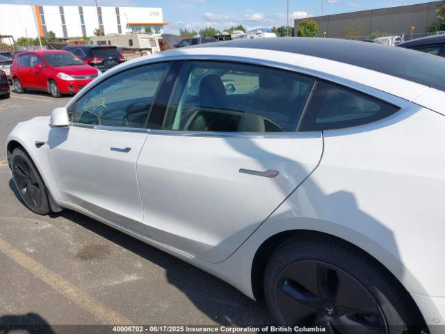 5YJ3E1EA3LF704155 Tesla MODEL 3