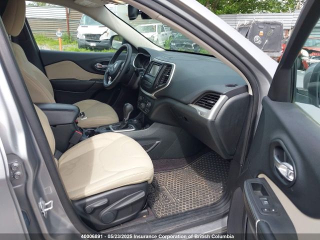 1C4PJMCB8GW180187 Jeep Cherokee Latitude