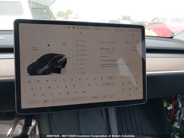 Tesla Model Y 2024 7SAYGDEE2RF989964 Image 7