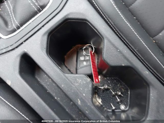 3VWEM7BUXRM054481 Volkswagen tsi