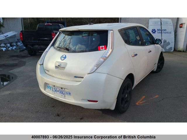 1N4AZ0CP0FC324372 Nissan 2015