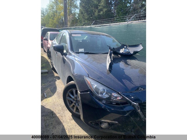 3MZBM1V76FM233327 Mazda pe