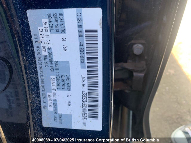 3MZBM1V76FM233327 Mazda pe