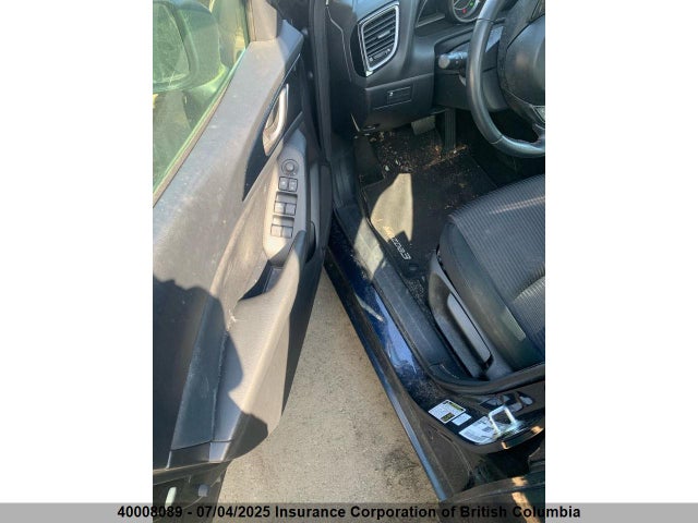 3MZBM1V76FM233327 Mazda pe