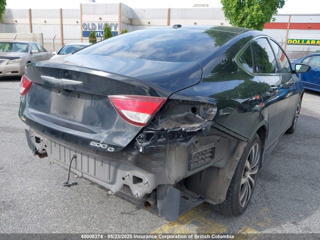 1C3CCCCG4FN728175 Chrysler 2015