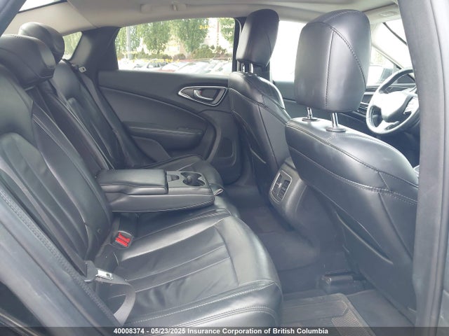 1C3CCCCG4FN728175 Chrysler 2015