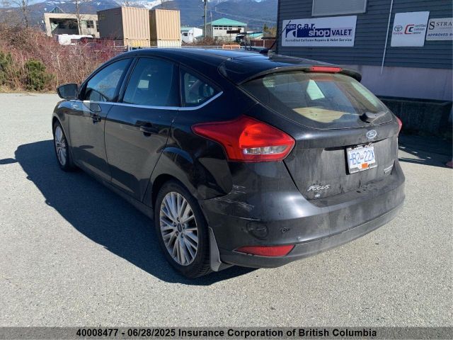 1FADP3N26GL375155 Ford 2016