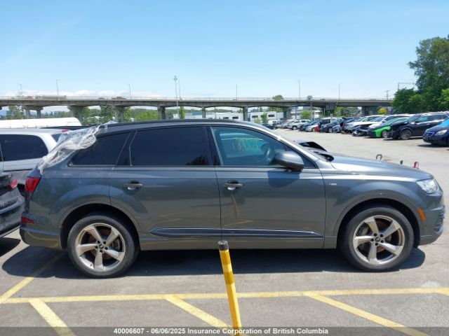 WA1WAAF73KD001831 Audi Q7 Technik S-line