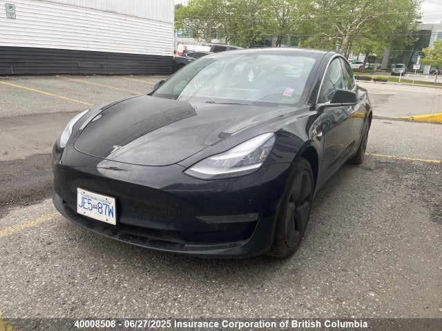5YJ3E1EA3KF422323 Tesla 2019