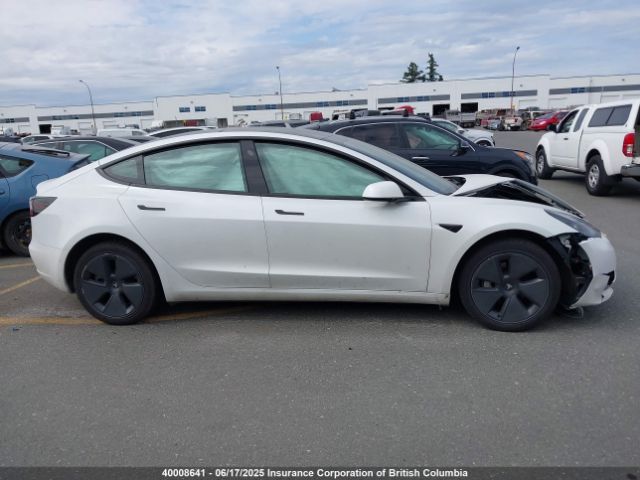 5YJ3E1EB7NF228164 Tesla MODEL 3