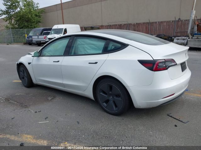 5YJ3E1EB7NF228164 Tesla MODEL 3