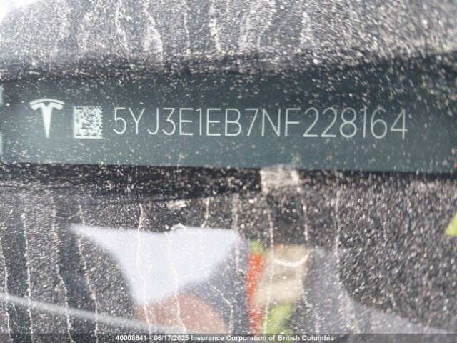 5YJ3E1EB7NF228164 Tesla MODEL 3