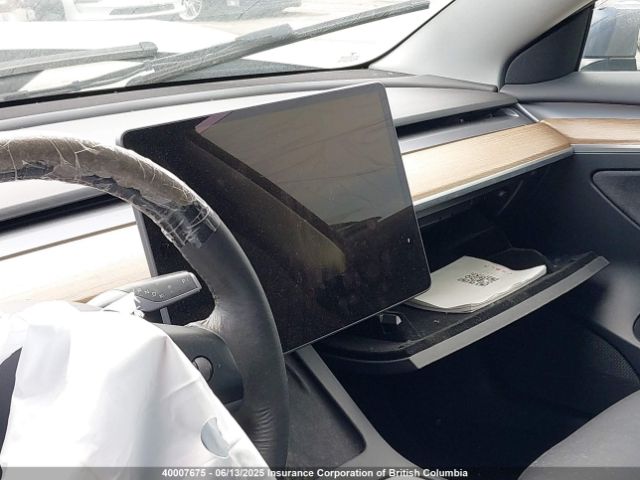 5YJ3E1EA9NF258063 Tesla MODEL 3