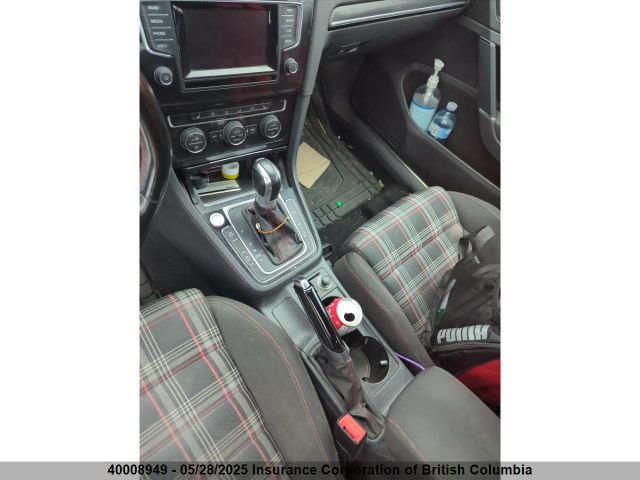 3VWT47AU7FM086809 Volkswagen 2015
