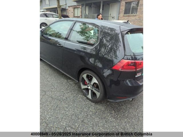 3VWT47AU7FM086809 Volkswagen 2015