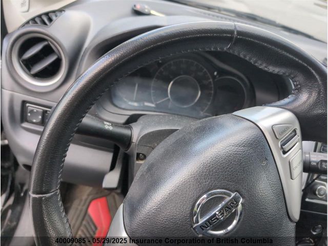 3N1CE2CP5HL379047 Nissan 2017
