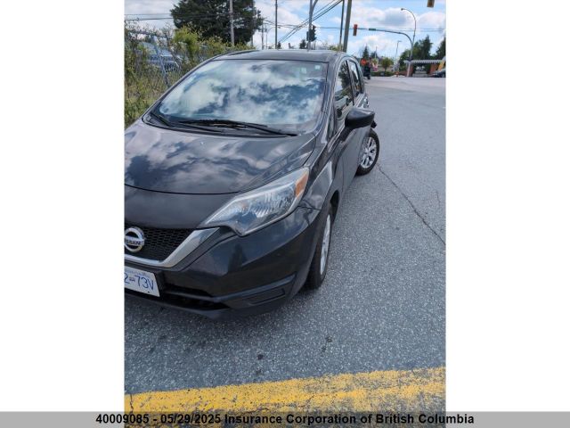 3N1CE2CP5HL379047 Nissan 2017