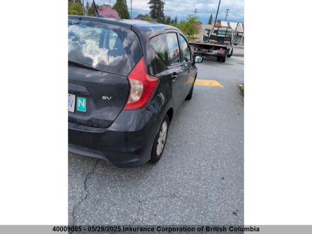 3N1CE2CP5HL379047 Nissan 2017