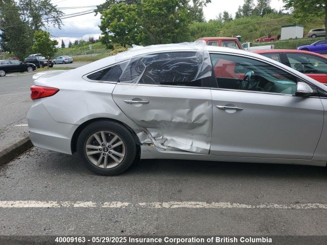 5NPE24AF3HH439282 Hyundai 2017
