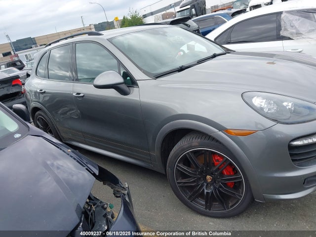 Porsche Cayenne Gts 2014 WP1AD2A22ELA75727 Image 12