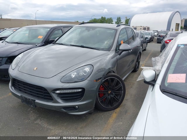 Porsche Cayenne Gts 2014 WP1AD2A22ELA75727 Image 2