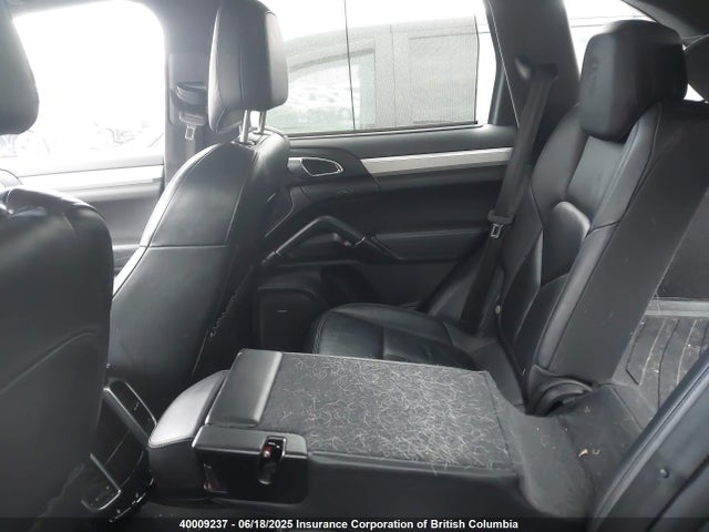 Porsche Cayenne Gts 2014 WP1AD2A22ELA75727 Image 8
