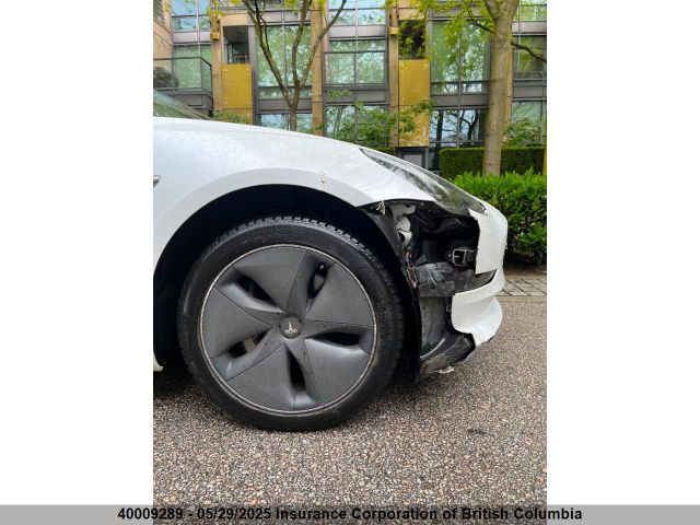 5YJ3E1EA5LF625702 Tesla MODEL 3