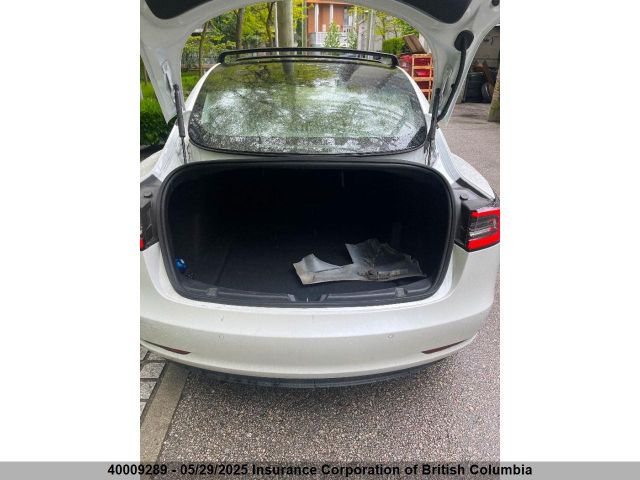 5YJ3E1EA5LF625702 Tesla MODEL 3