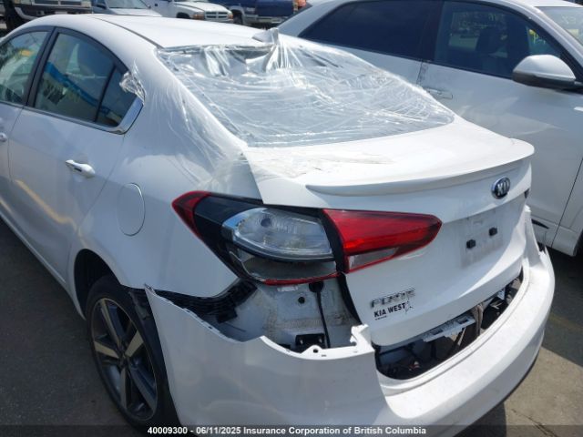 3KPFN4A87JE209977 KIA Forte