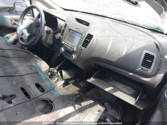 3KPFN4A87JE209977 KIA Forte