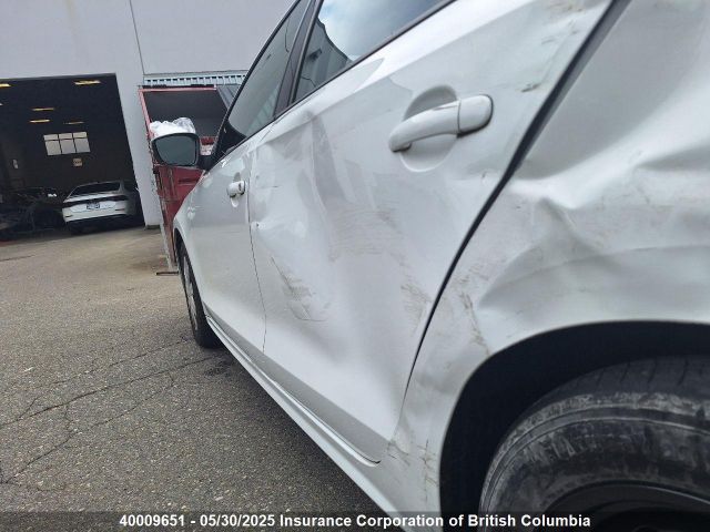 3VW267AJ6GM391103 Volkswagen 2016