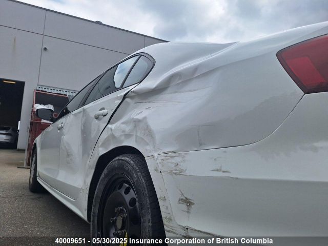 3VW267AJ6GM391103 Volkswagen 2016