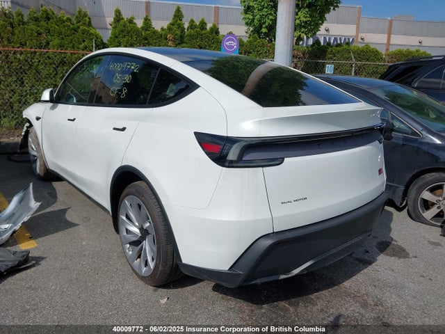 Tesla Model Y 2026 7SAYGDEE9TF324051 Image 3
