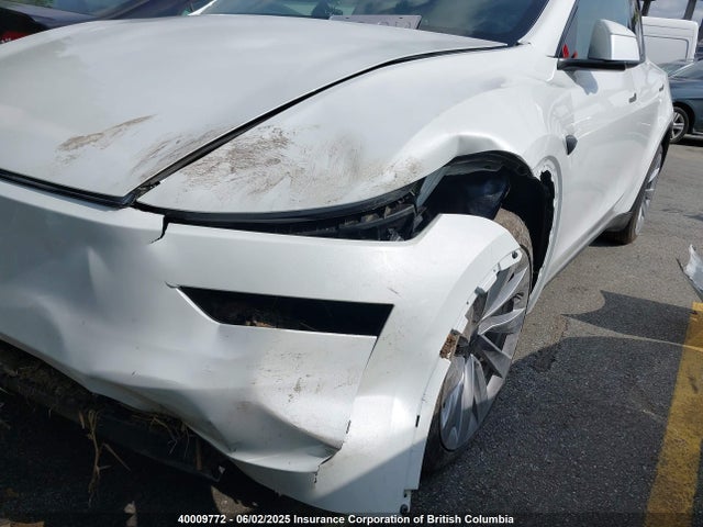 Tesla Model Y 2026 7SAYGDEE9TF324051 Image 6