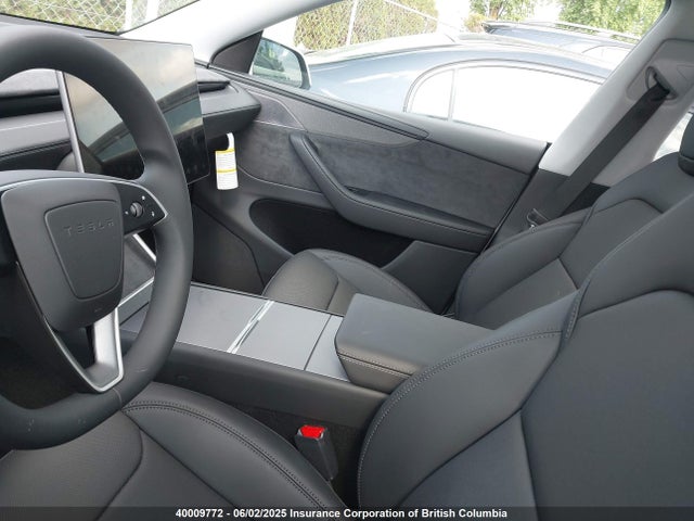 Tesla Model Y 2026 7SAYGDEE9TF324051 Image 7
