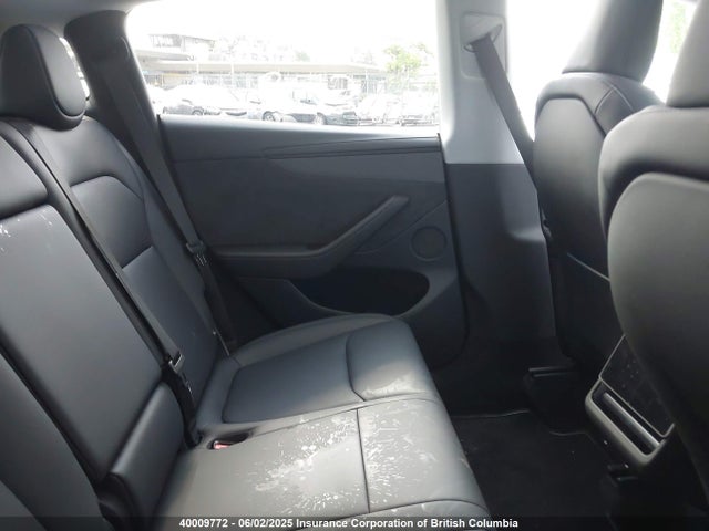 Tesla Model Y 2026 7SAYGDEE9TF324051 Image 8