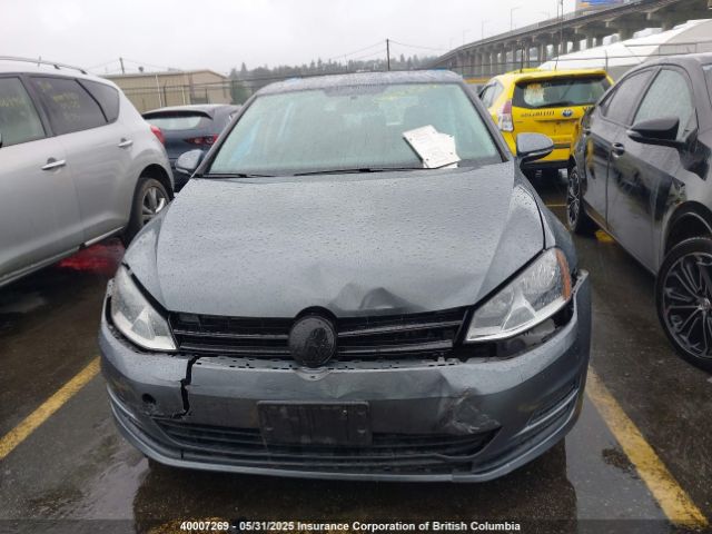 3VW217AU4FM088070 Volkswagen 2015