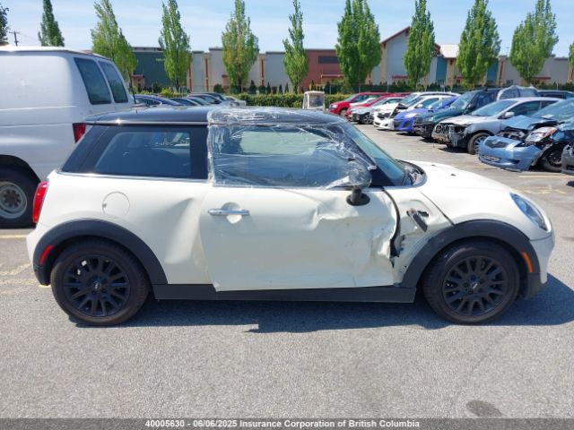 WMWXP5C52H2D16403 Mini Cooper