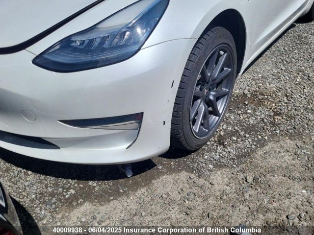 5YJ3E1EA8LF733926 Tesla 2020