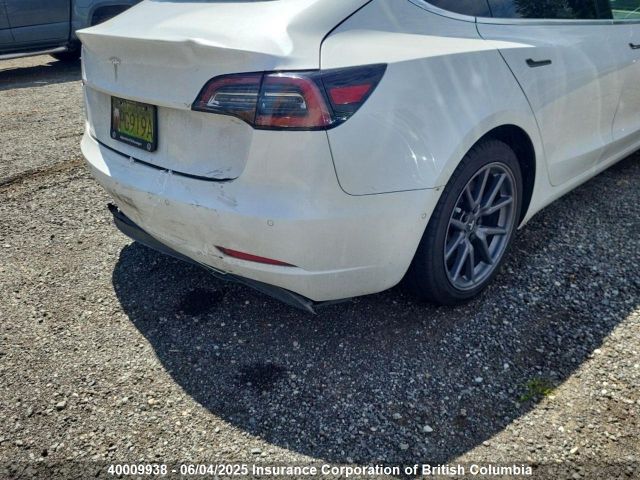 5YJ3E1EA8LF733926 Tesla 2020